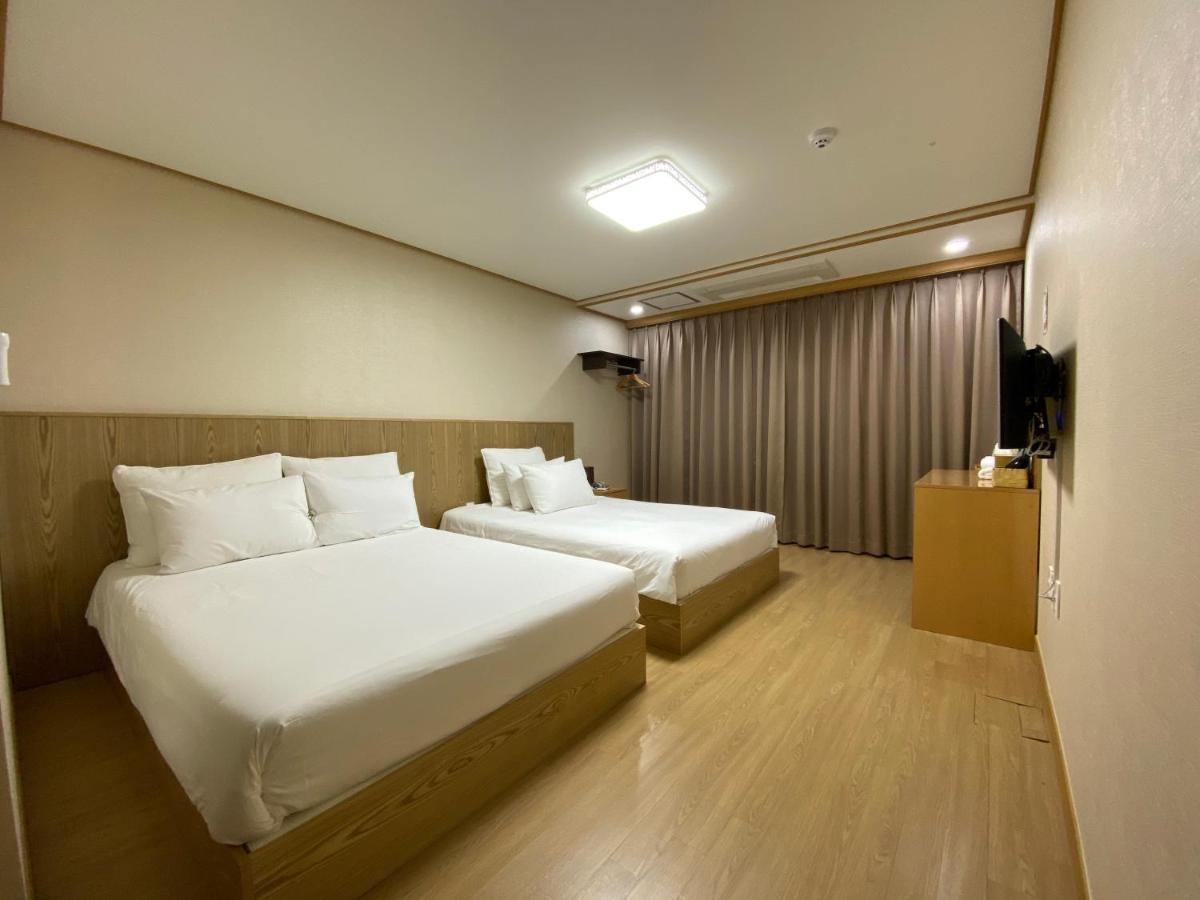 Seogwipo Dongwon Hotel Exterior foto
