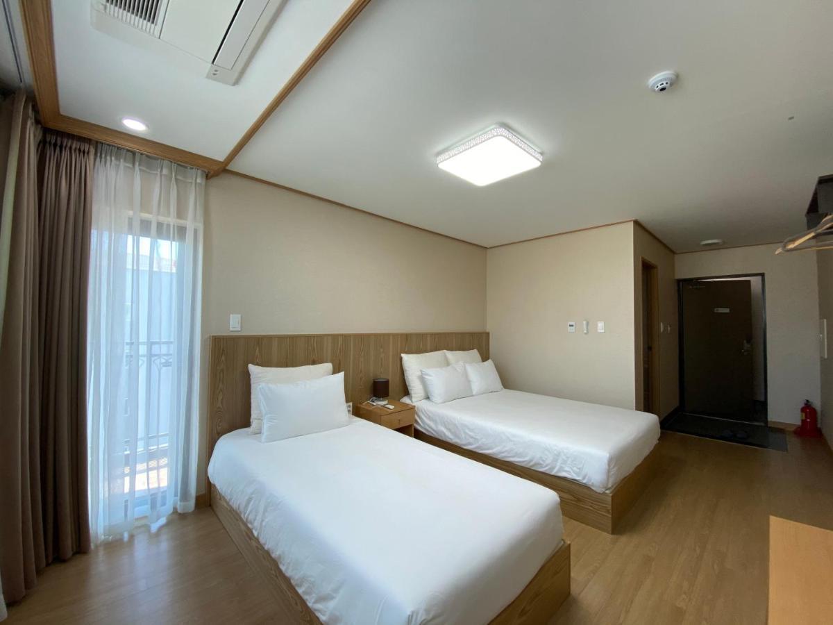 Seogwipo Dongwon Hotel Exterior foto